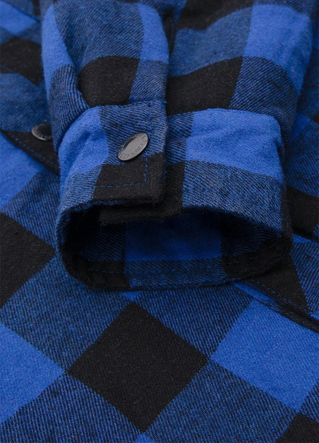 Close-up of cuff of blue buffalo plaid men's hooded flannel jacket with quilted lining