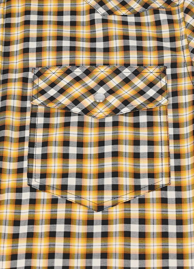 Close-up of the pocket of bumblebee men's short sleeve shirt with chest pockets