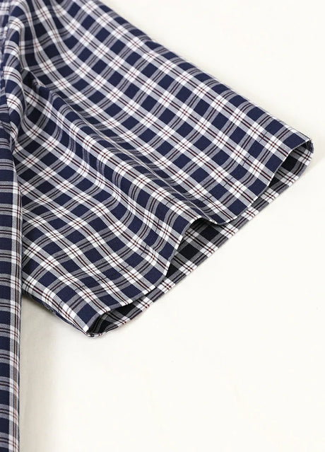 Close-up of the cuff of starry night men's western short-sleeve plaid shirt 